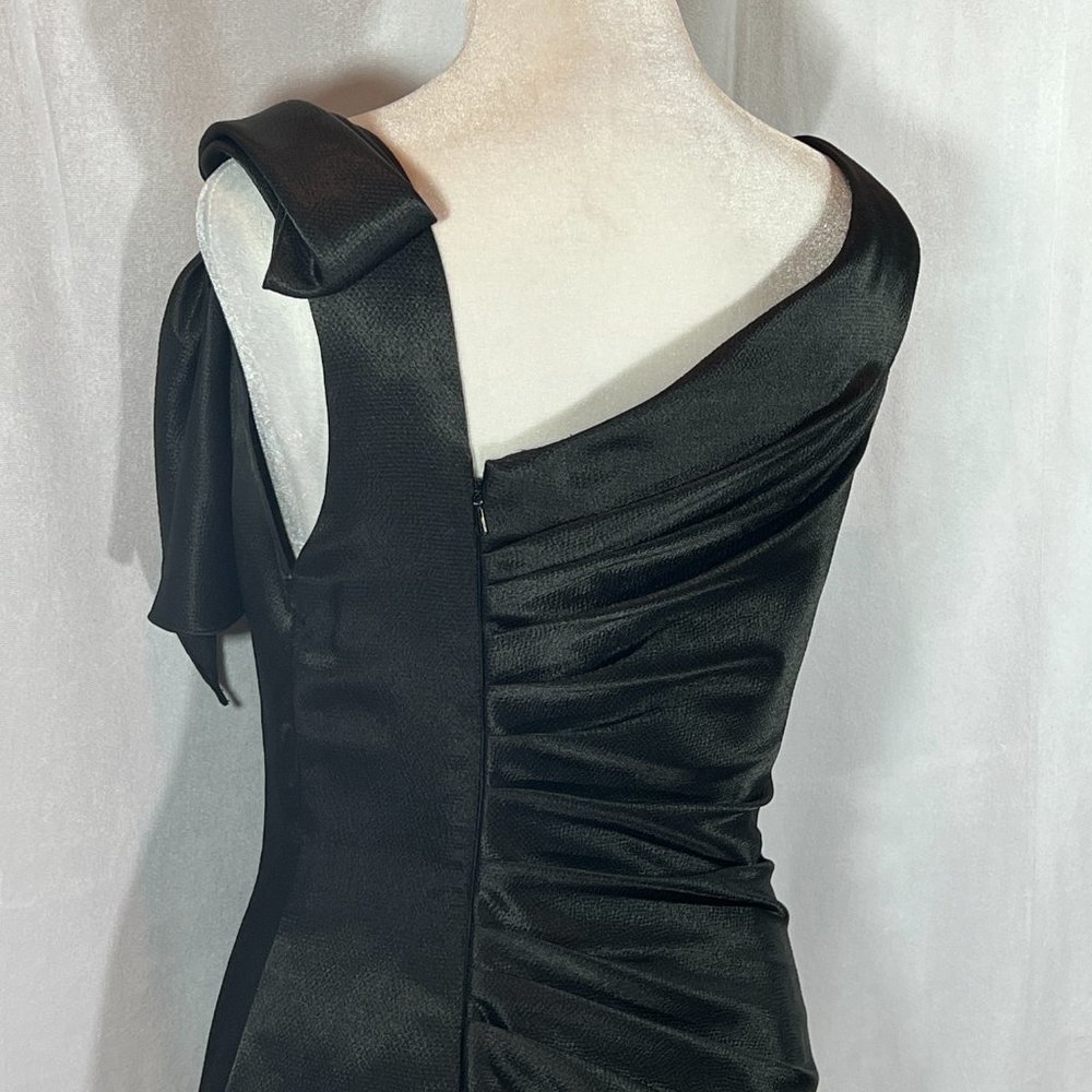Gorgeous WHITE BY VERA WANG Black Ruched Bow Shoulder Sleeveless Dress S… - Picture 4 of 11